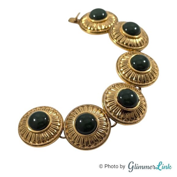 Trina Turk Green Cabochon Round Medallion Gold Tone Link Bracelet - Picture 3 of 10